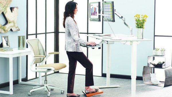 Employing sit-stand desks for posture changes
